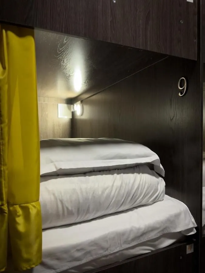 Kapselhotel Crypto Hostel Almaty